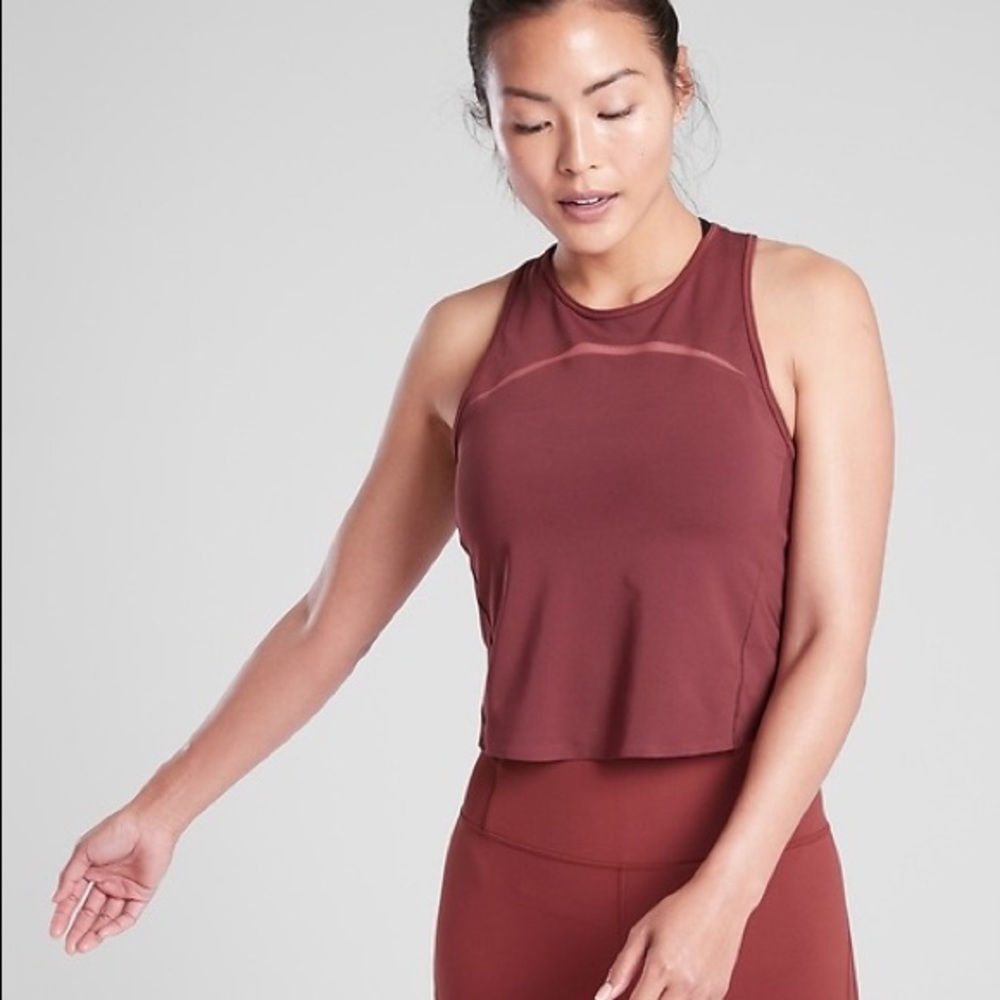 Athleta Aura Crop top